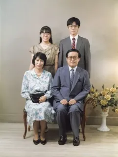 ＜私のなかの歴史　元東京地検特捜部長　上田廣一さん＞この道を行く（１７）　熱海で宴会　部長の伴奏で「春日八郎」