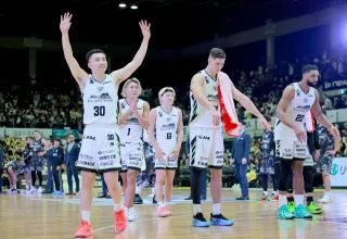 レバンガ、チーム新記録の8連勝　接戦制し15勝目