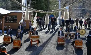 福島、原発事故前の例大祭復活　飯舘村の神社、15年ぶり