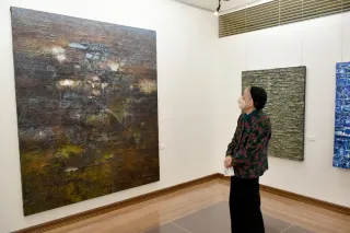 心の内面、抽象画で表現　小樽・西辻さん　札幌で個展