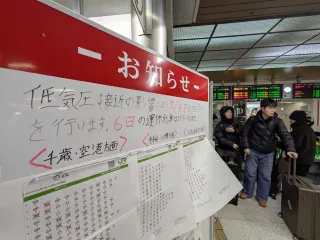 北海道内、7日大雪ピーク　JRは166本運休　8日も間引き運転継続