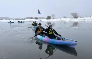 網走で冬の体験ツアー　旅行会社担当者が流氷以外の魅力発見　馬そりやカヤック