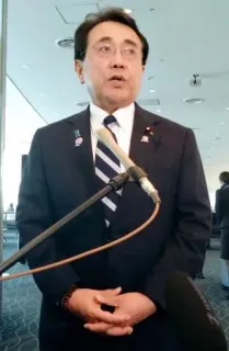 赤沢氏、関税負担軽減求め訪米　対米投資確認の共同文書発表も