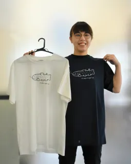ふるさと納税 服 北海道 南富良野町 nanpu イトウ Tシャツ M サイズ ホワイト 北海道 南富良野町 限定デザイン オリジナル nanpu イトウ Tシャツ S サイズ ホワイト 北海道 南富良野町