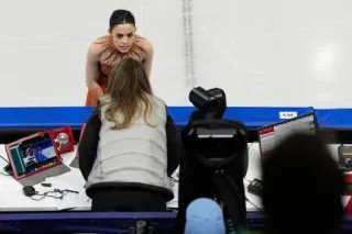 女子SPで演技仕切り直す　フィギュア団体