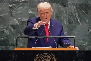 トランプ氏演説でハプニング　原稿プロンプターが故障、皮肉る