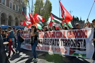 ガザ支援船拿捕で抗議デモ　イタリア全土、40万人