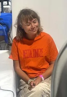 ガザ支援船の乗組員らトルコ到着　拘束のグレタさん含まれず