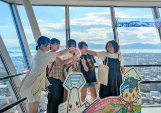 青函交流ツアーで青森から中学生10人が来函、五稜郭タワーなど巡る