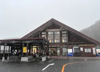 「道の駅あかいがわ」4月以降一時閉鎖の見通し　村議会、管理者候補の指定議案を否決