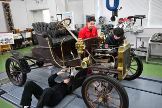1906年製「N型フォード」モビリティショー札幌に　道科学大とニトリが復元「現代の車知る上で重要」