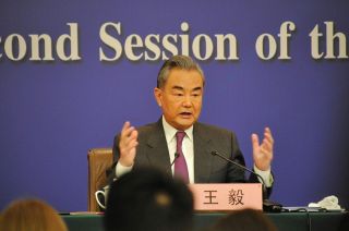 中国外相、米けん制　全人代に合わせ会見　台湾独立「許さない」