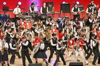 演奏とダンスで聴衆魅了　旭川で道内4高校が合同発表
