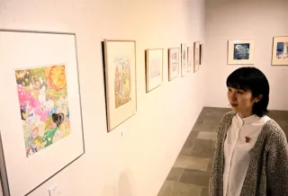 1枚の銅版から色彩豊かに 士別在住の銅版画家小池暢子さんの個展 札幌