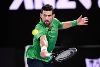 アルカラス、ジョコ決勝へ　全豪テニス第13日