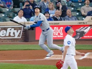 カブス戦の1回、左飛に倒れるドジャース・大谷。投手ボイド=シカゴ（共同）