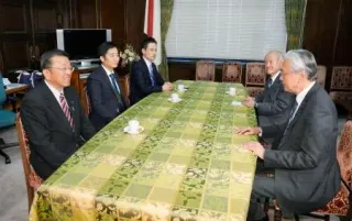 与党、薄氷の衆院過半数　無所属3人が自民会派入り　1人でも離脱なら再び少数転落