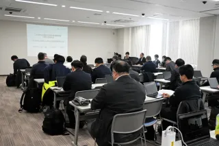 ひらふ地区駐車場整備「不十分」　倶知安町説明会で事業者から指摘