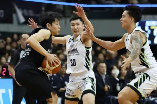 レバンガ10連勝　A千葉に94－73　富永、島谷らが得点重ねる
