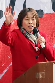 消費税一律5％に支持呼びかけ　共産・田村委員長、札幌で演説