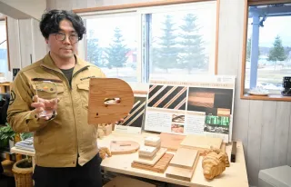 ライナウッド、建材全国表彰　愛別・緑川木材の道産材3層パネル　針葉樹無駄なく活用