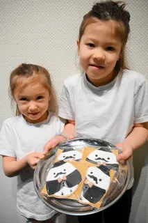 アリシマエナガ」クッキーに ニセコ・有島記念館で販売：北海道新聞