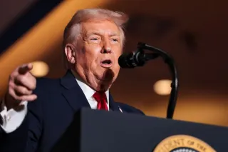 トランプ氏、ウクライナに大統領選要求　またロシア寄り主張に転換　ゼレンスキー氏「米欧が安全に協力すれば」