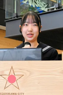 旭川の中学生、平和への貢献誓う　長崎に派遣の野下さん、上田さんが体験報告