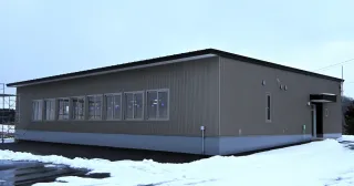 様似の避難施設名、「おやこいわ防災テラス」に　3月完成、愛称「さまーる」