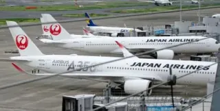 新千歳行き日航機が別の機体と接触　けが人なし　羽田空港　