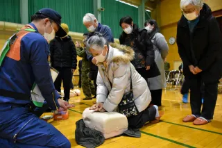 大地震、停電に備え　共和町で住民ら避難訓練