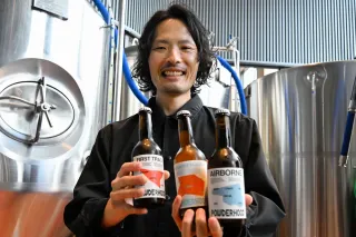 ニセコひらふ初のクラフトビールをどうぞ　4種提供　新作は地元産ミント使用