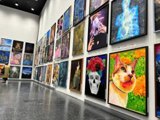 力みなぎる絵画や立体　札幌で「道展U21」開幕