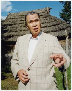 萱野茂さん生誕100年、没後20年　アイヌ語教育　歩み続ける