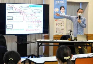 不登校の子ども、迷わず支援を　専門家招き天塩で講演会