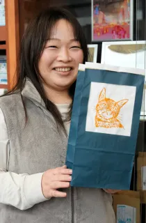 旭川＞旭川信金絵画コンクールで大賞 菊池潤子さん（66）：北海道新聞