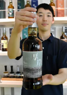 新ウイスキー「霜降」販売 厚岸・堅展実業厚岸蒸溜所:北海道 新ウイスキー「霜降」販売 厚岸・堅展実業厚岸蒸溜所:北海道