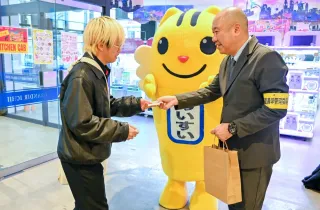 衆院選道8区　「投票所入場券なくてもOK」　北海道選管渡島支所がPR