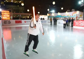 札幌・大通公園に屋外スケートリンク　高木菜那さん滑り初め　28日オープン