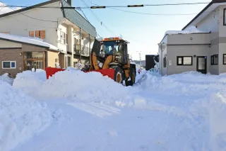 オホーツク管内大雪　交通混乱や停電なお　市民「雪かき終わらない」
