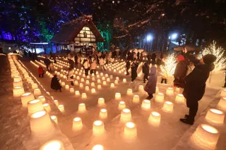 温泉街彩るキャンドルの道15年　定山渓神社「雪灯路」　来年から新たな形に