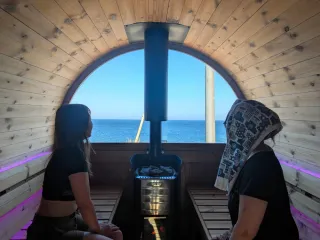 歯舞の島影眺め「ととのった！」　根室・納沙布岬でサウナイベント
