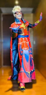 「スパイダーマン（2022年）」　新庄監督が憧れる米国のヒーロー「スパイダーマン」を表現。映画のPRイベントで着用。