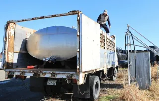 湧き水枯渇、酪農集落に影　釧路町オタクパウシ地区　厚岸から運搬「別の水源つなぎたい」