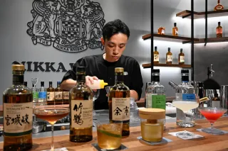 ニッカ「竹鶴」30周年へ限定商品 第1弾は余市の「石炭直火蒸留」に着目